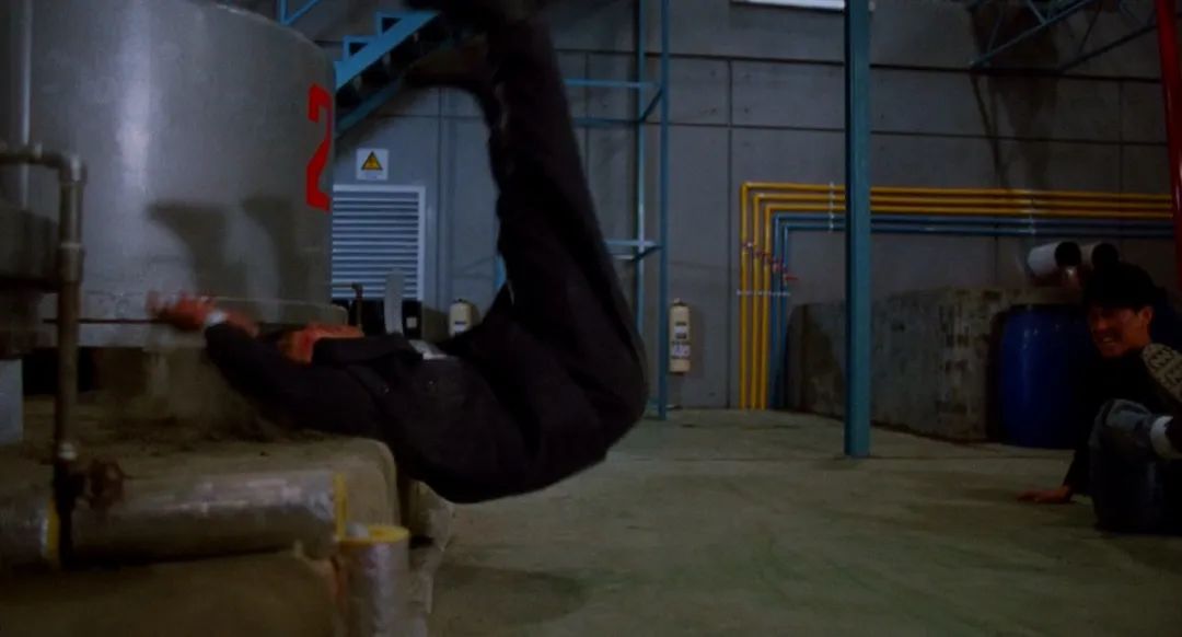 洪金宝、成龙、元彪最后一次合作，令洪金宝损失了800万港元