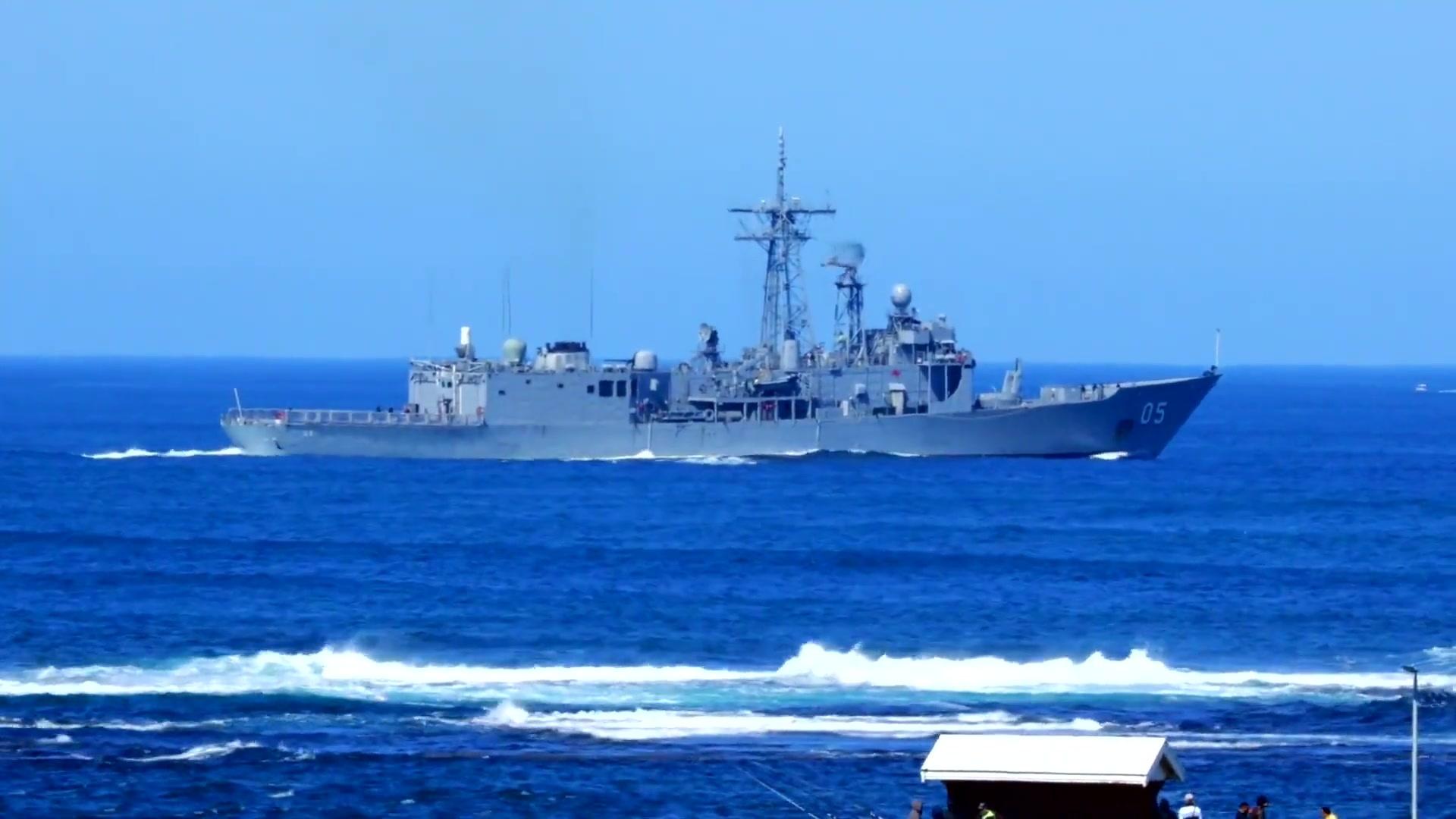打的太轻！澳大利亚军舰闯入我国南海挑衅，澳部长还想要求对话？