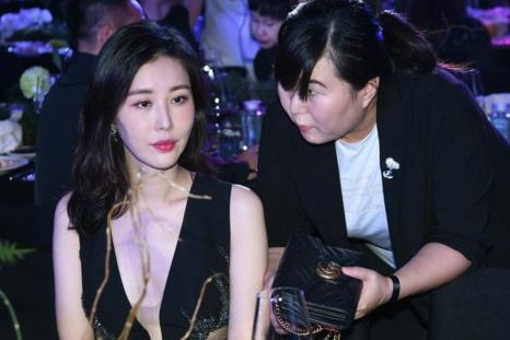 “人间好基友”冯仑：民营企业家追女明星，公司离死不远了