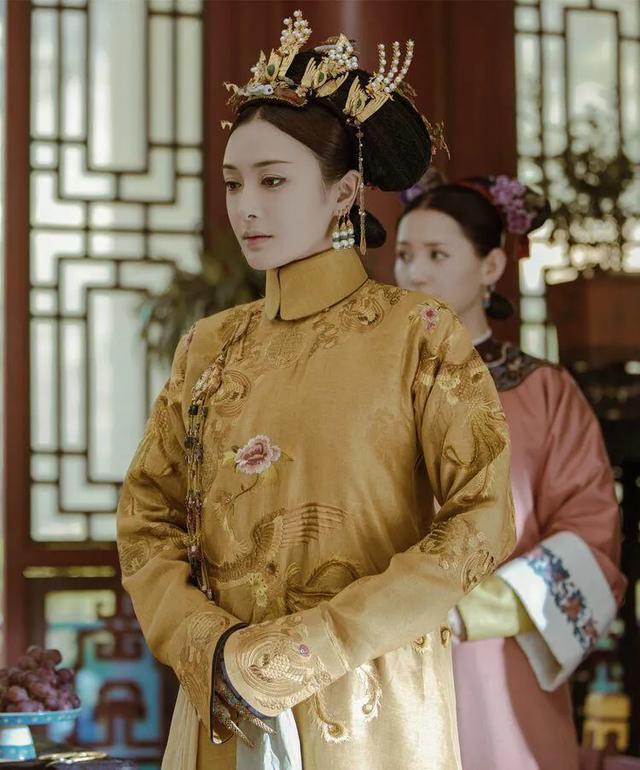 她与黄晓明相恋3年，但最终却输给了杨颖，如今逆袭成荧幕女王！