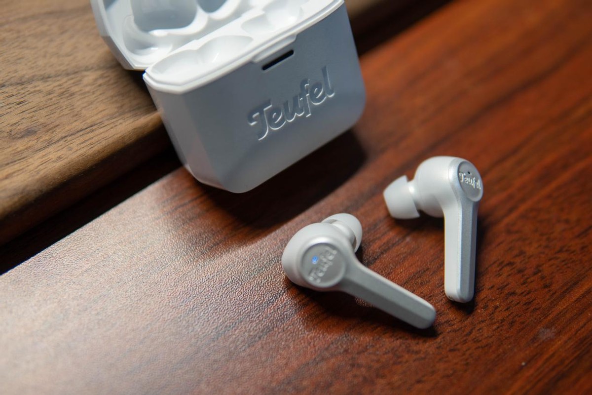 真无线蓝牙耳机只有AirPods？这款耳机半价就可以尽享音质