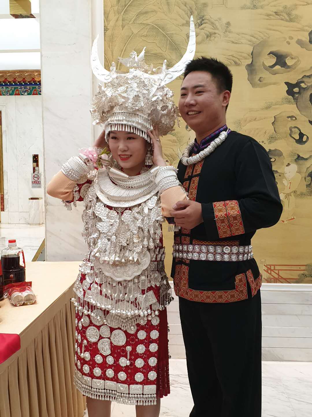 国庆期间京城演绎了一场苗族文化盛宴 苗族姑娘的苗族婚礼