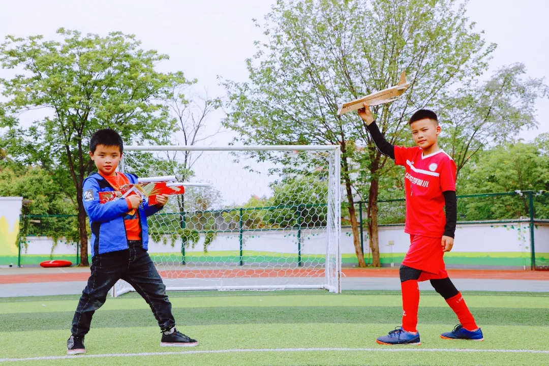 玩转科技节，开广好奇心——天府新区华中附小首届科创节活动