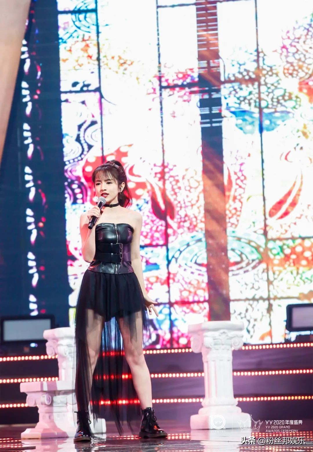 文儿网红“造星”梦失败，这一路全是质疑否定