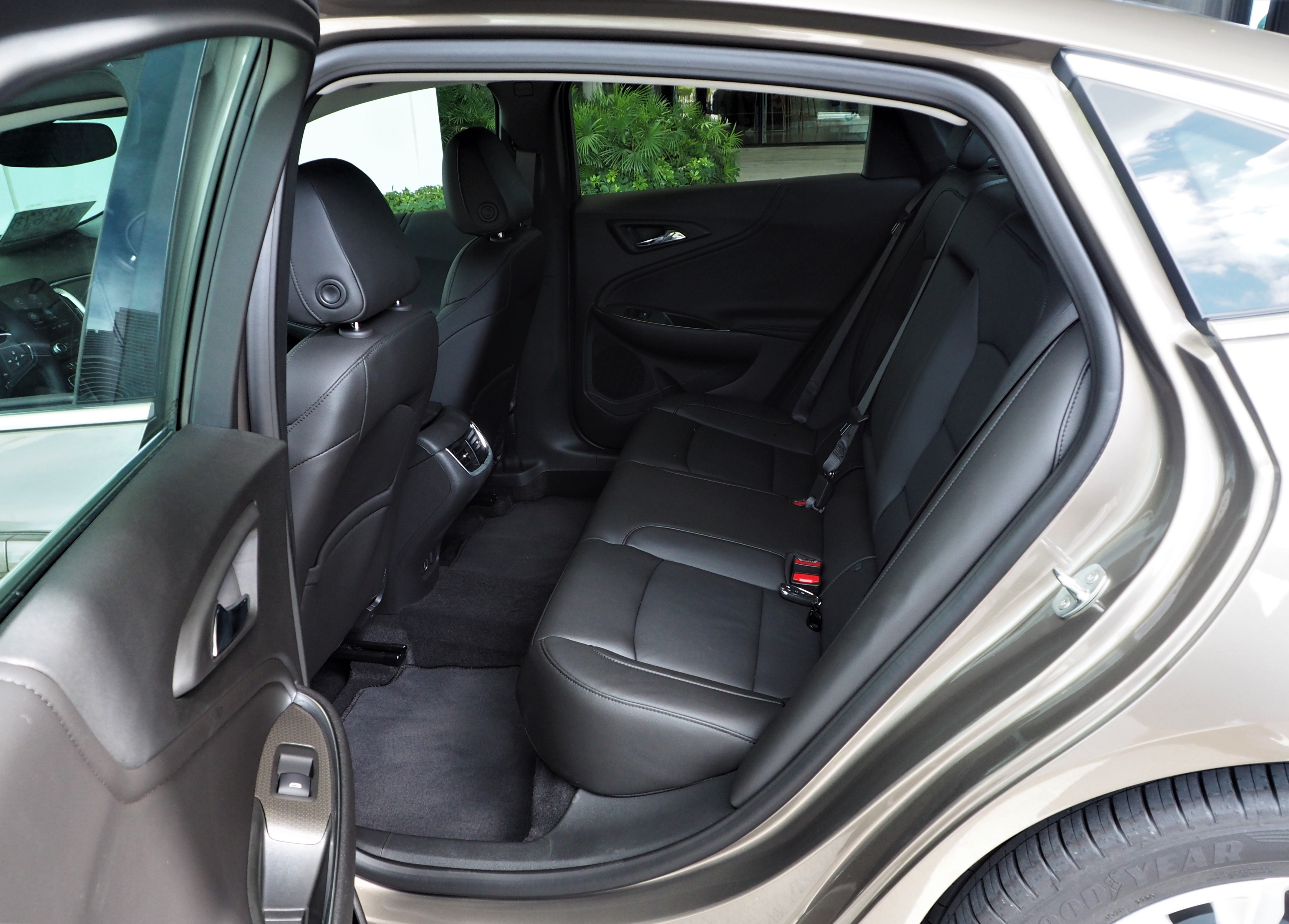 换装1.5T+9AT，全新迈锐宝XL驾驶品质如何？