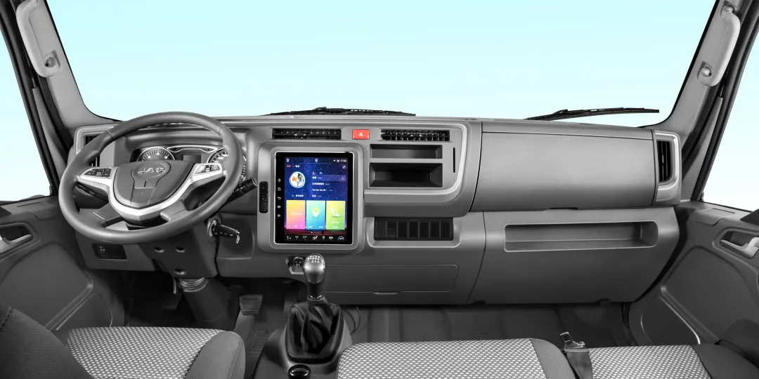 ���У�˧�������½������֣��