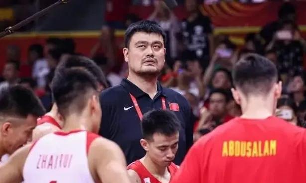 中国男篮排名已经下滑到亚洲第四，日本、菲律宾也即将超越男篮