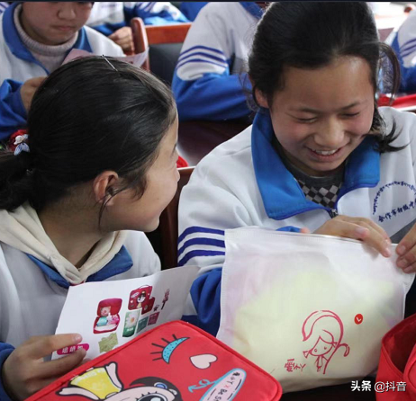 今天，我们来讨论下一片卫生巾的分量