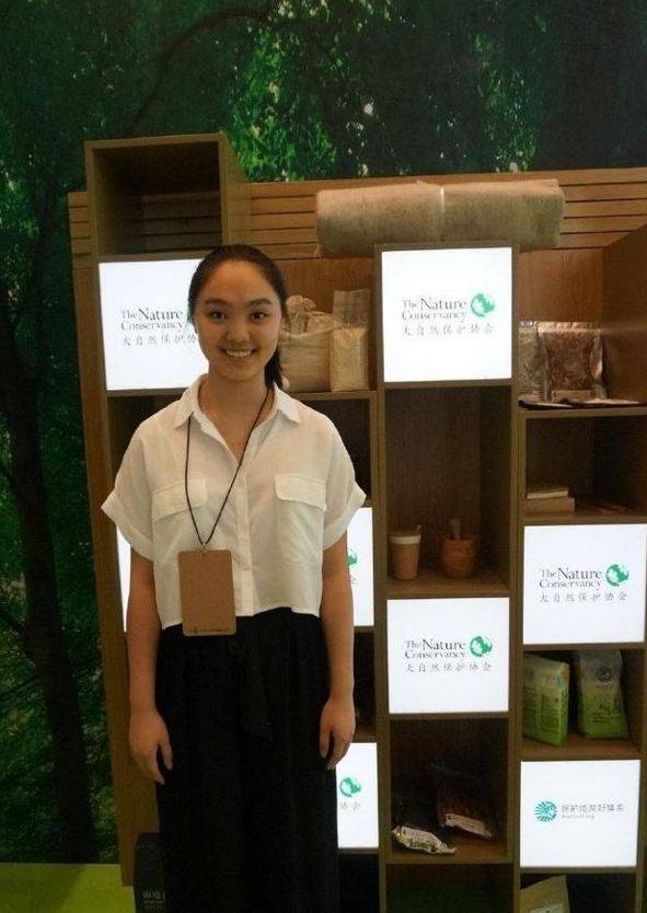 李连杰小女儿长大了！罕见晒照走妩媚风，曝光豪宅内景从小被富养