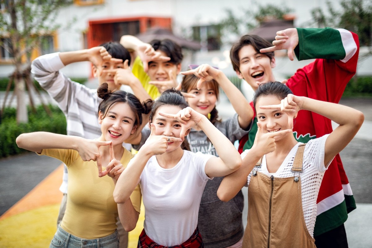 爱一座城市，就留下来 南京龙湖冠寓&ldquo;住梦计划&rdquo;助力毕业生追梦