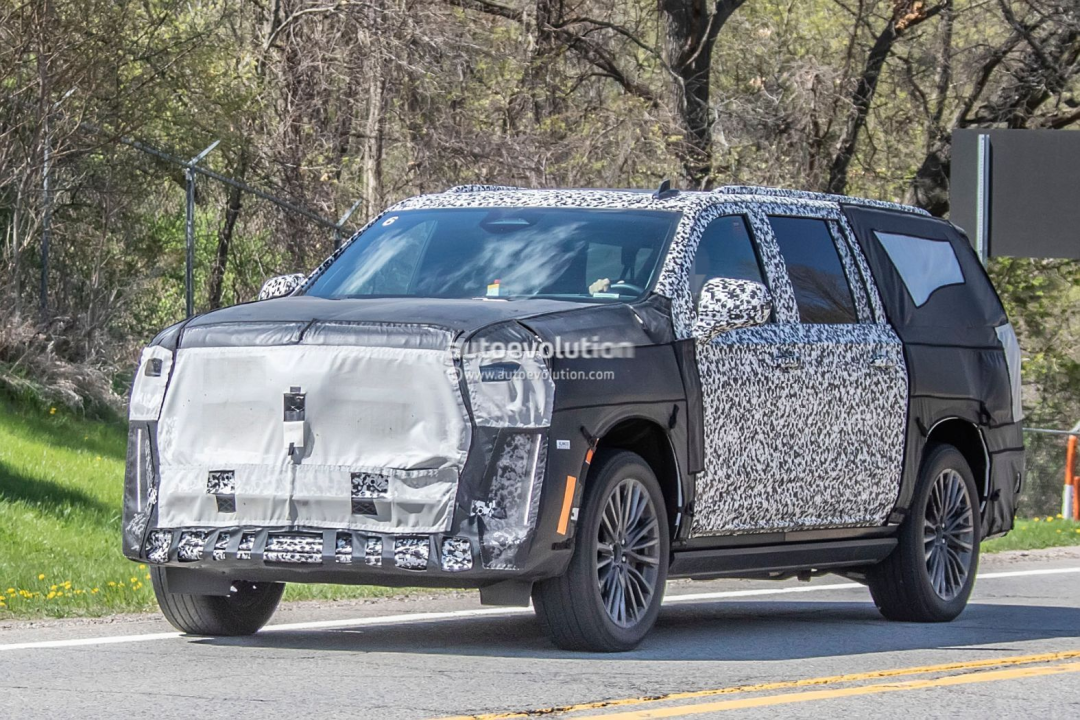 法拉利发布千万级跑车，特斯拉可以让车主自行查行驶数据