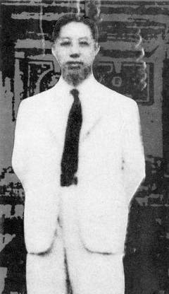 华克之有多厉害？遭戴笠持续追捕毫发无损！屡次虎口夺食从未失手