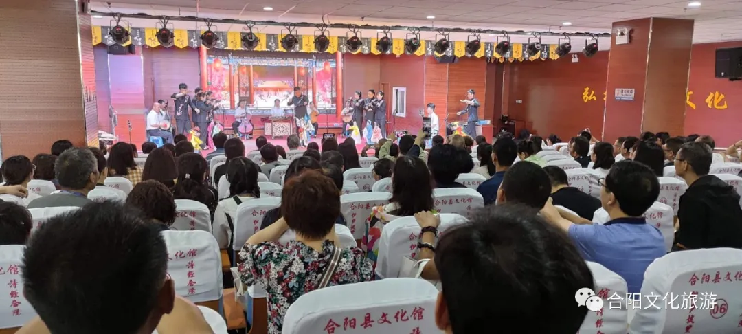 陜西省公共圖書館服務(wù)聯(lián)盟現(xiàn)場實地教學會議在合陽縣召開