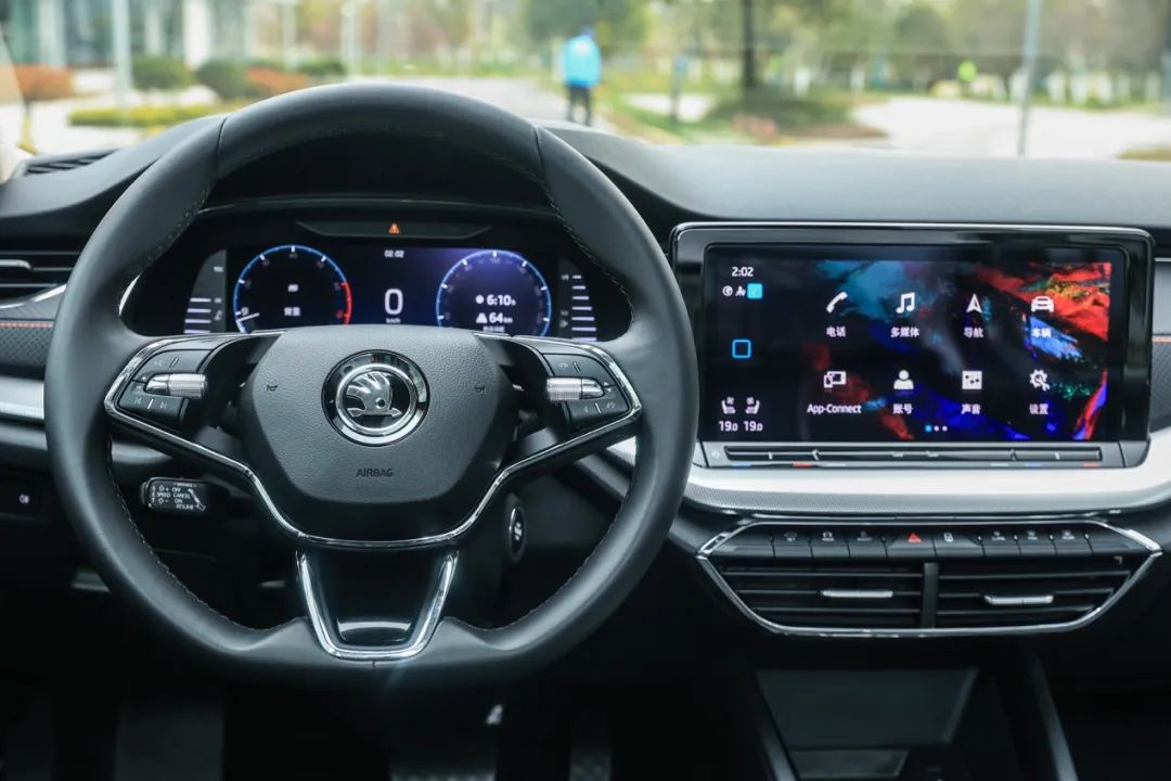 售价13万、空间堪比中型轿车，这款德系品牌车型换代后变化巨大