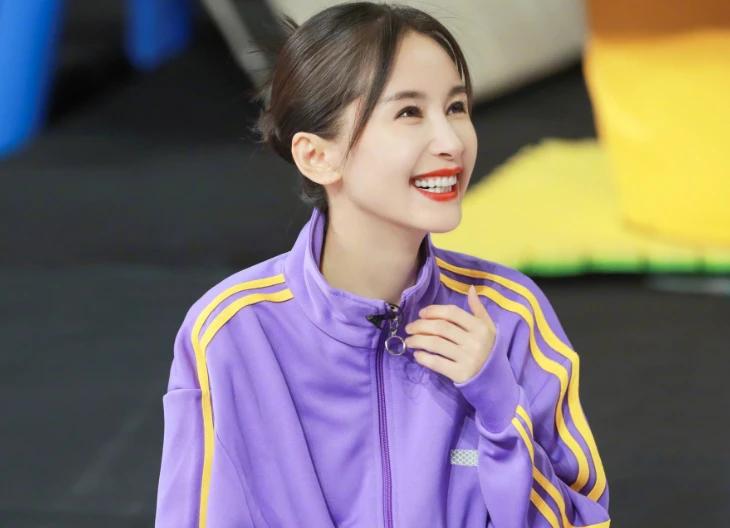 王子文首度承认生子？郑爽也想不到，凭一己之