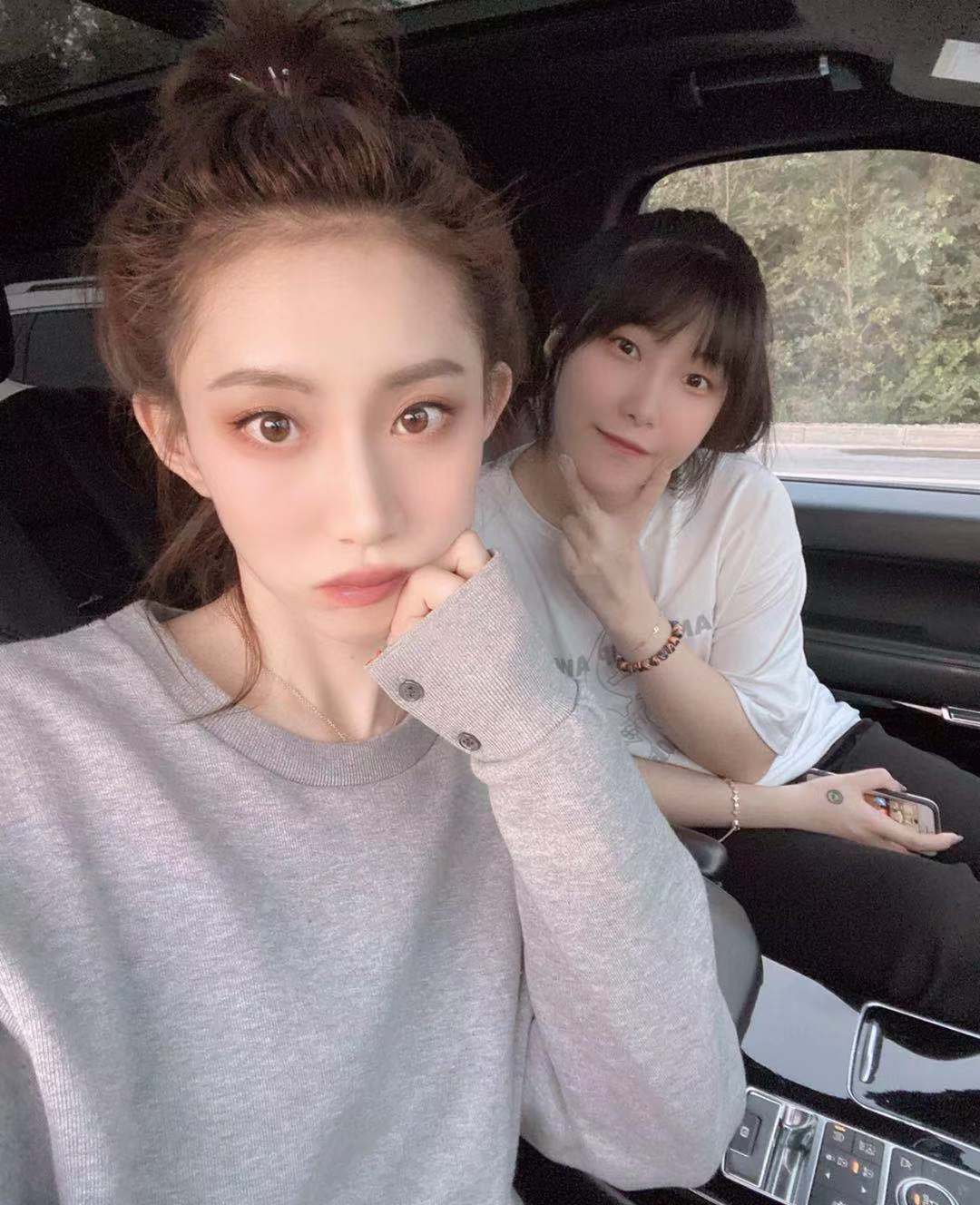 辛巴燕窝事件热度不减,对此小仙女跟仙洋姐态度不一？