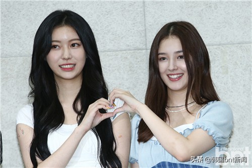 「bnt PHOTO」MOMOLAND为低收入家庭女性 捐赠1500套女