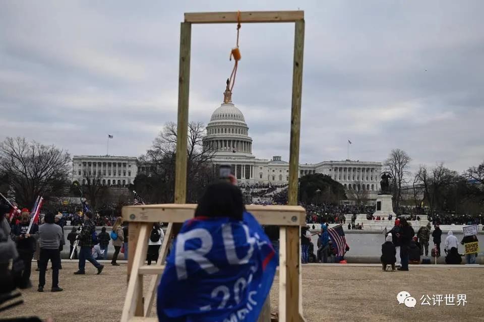 跟著特朗普混是要還的