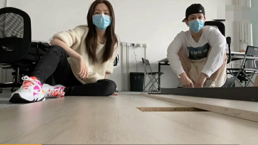 邓紫棋男友曾被判入狱，性格暴躁易伤人，为隐瞒事情帮男友频发文