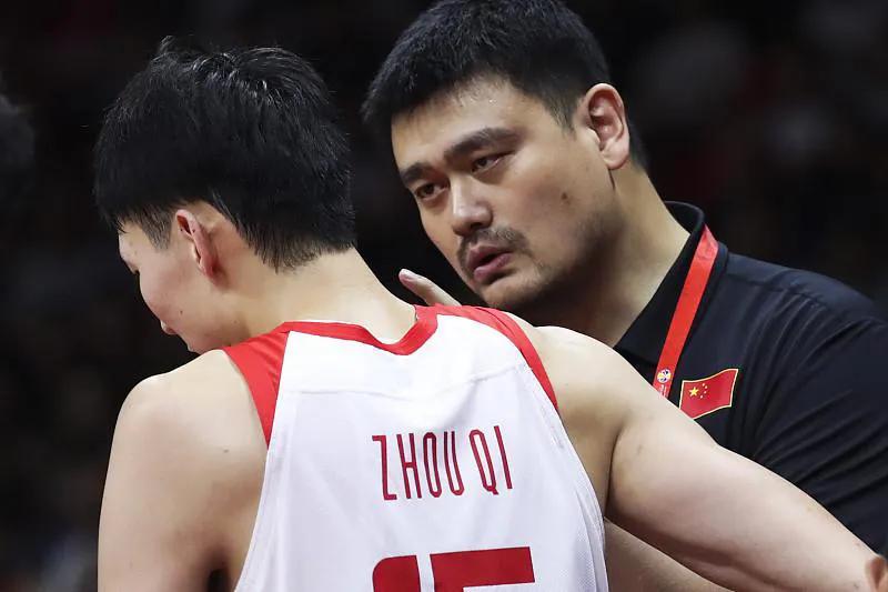 毒瘤：睢冉，梦想造福球员，改变CBA，现如同过街老鼠