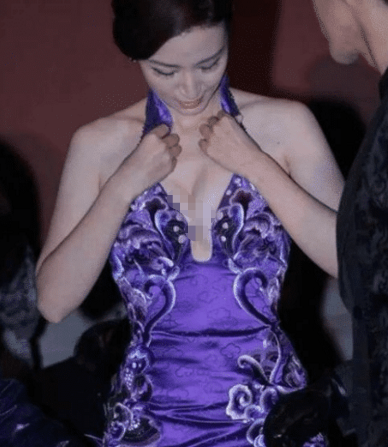 “最美虞姬”多撩人？大胆挑战“花瓶装”，网友：39岁也可以很美