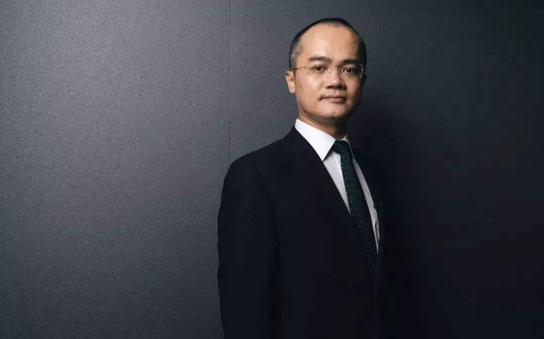 外卖小哥迎来好消息，美团遭遇黑暗时刻，王兴该听听刘强东的话了