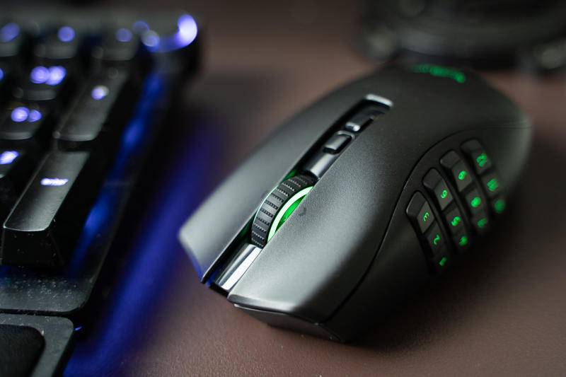 性能强劲，游戏类型通吃的雷蛇那伽梵蛇专业版鼠标体验