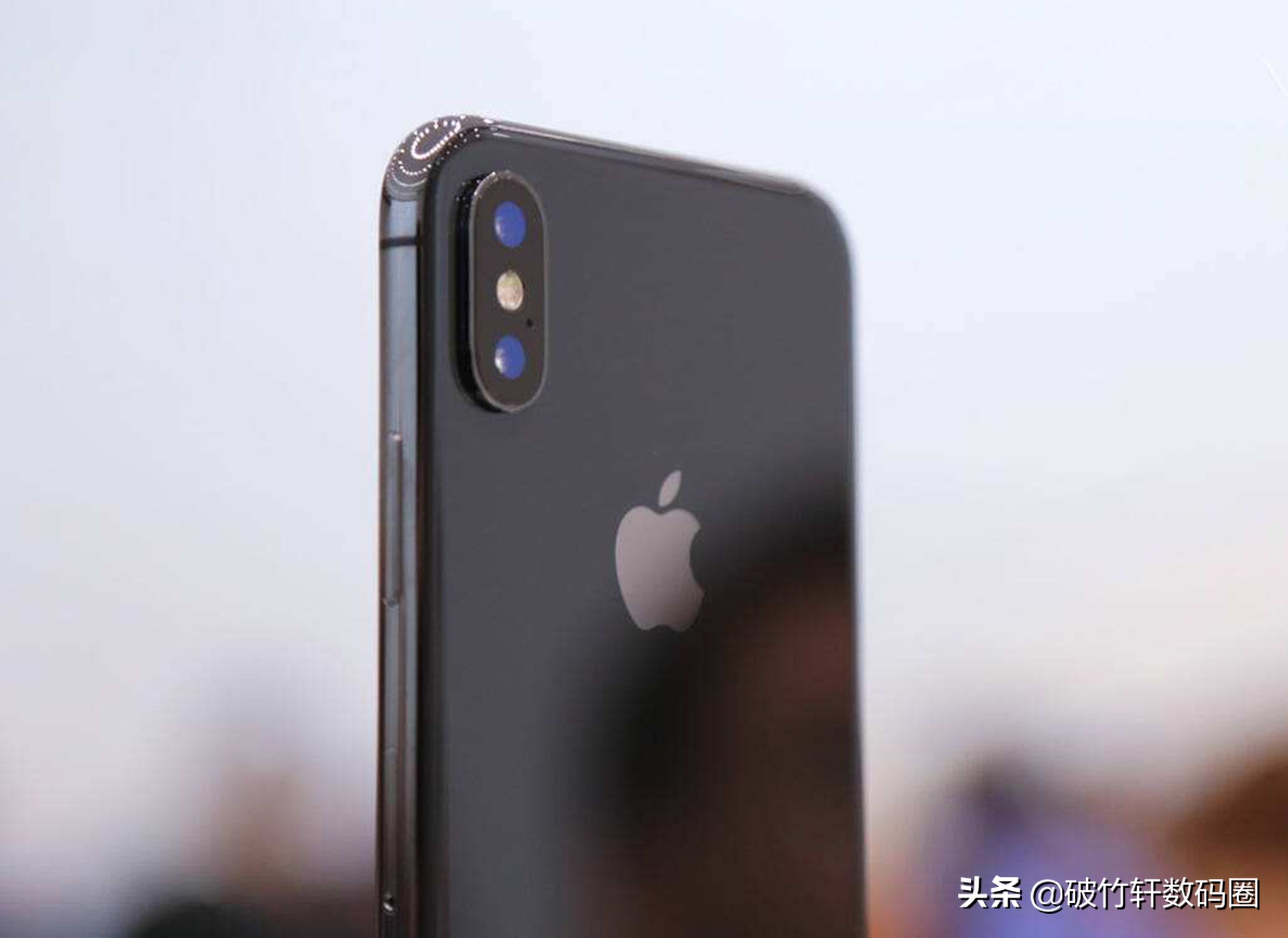 9688跌到3119，A11+256G，一代经典iPhone