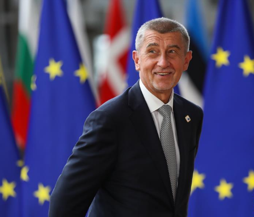 拒绝向美国妥协，无视威胁拒绝蓬佩奥提议，向中俄释放友善信号