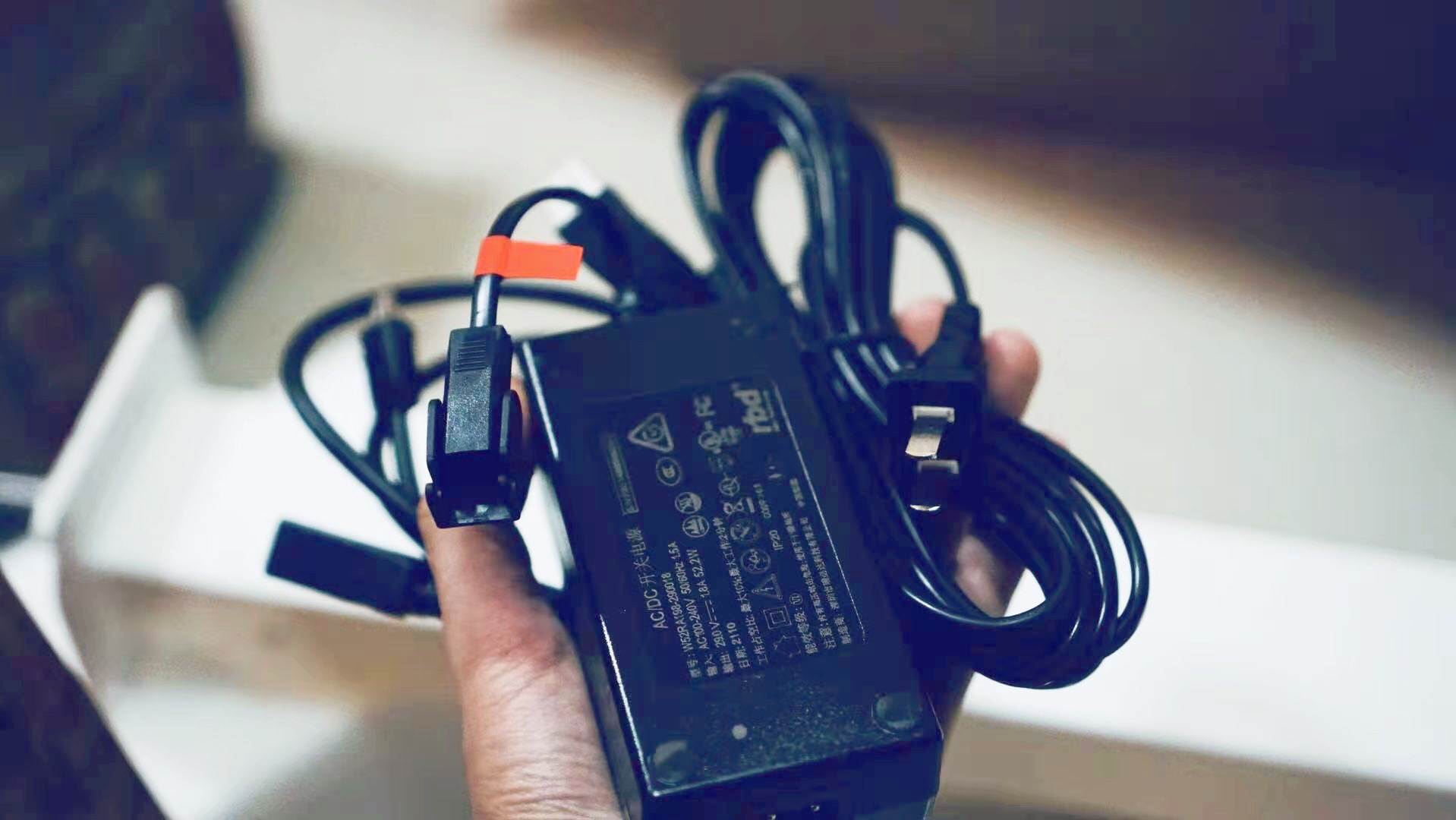 乐歌ET6绘画电动升降桌，提升生活幸福感的好物