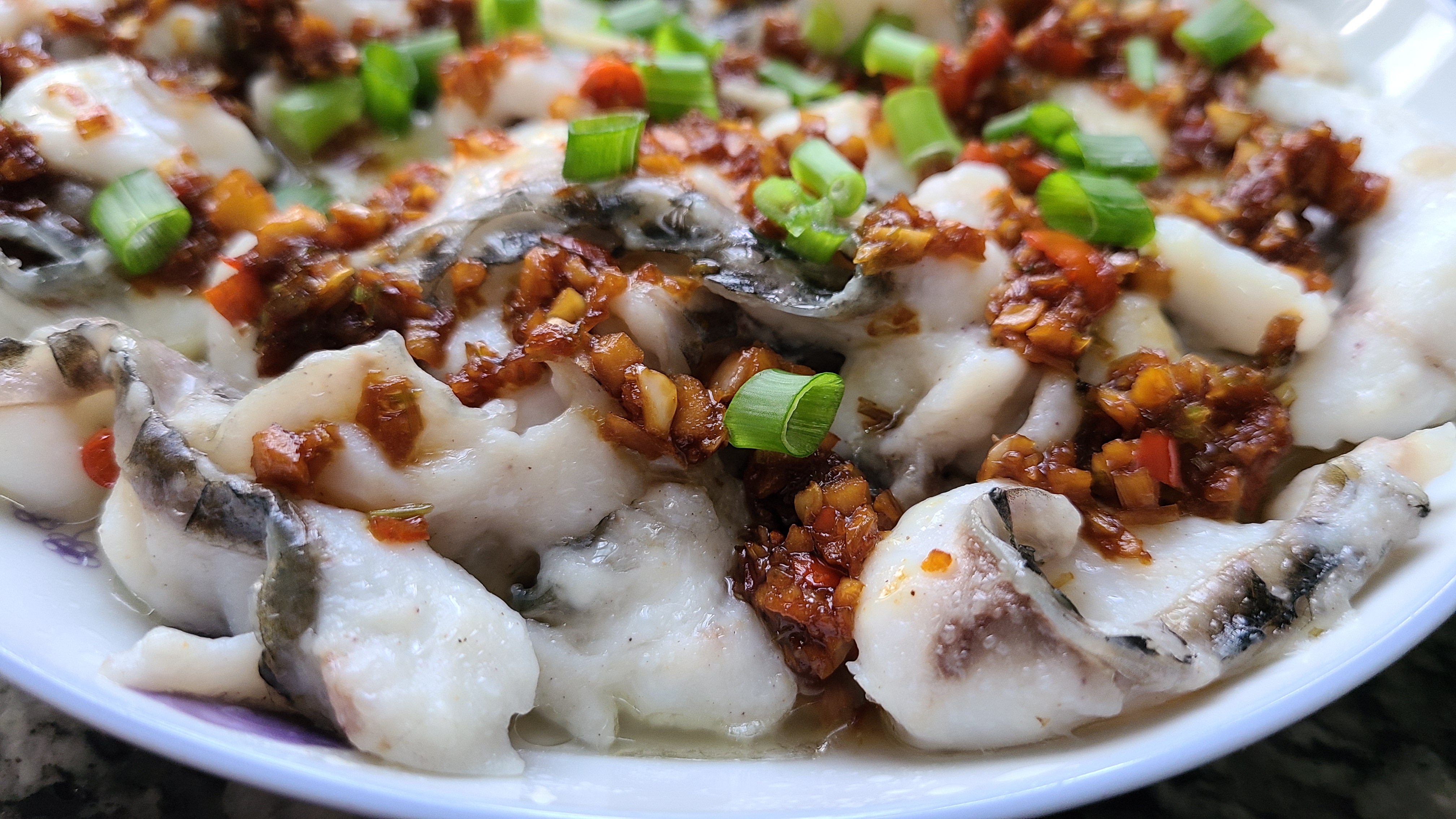 蒜香魚片，又香又好吃的一道家常菜，味道鮮美，值得一吃