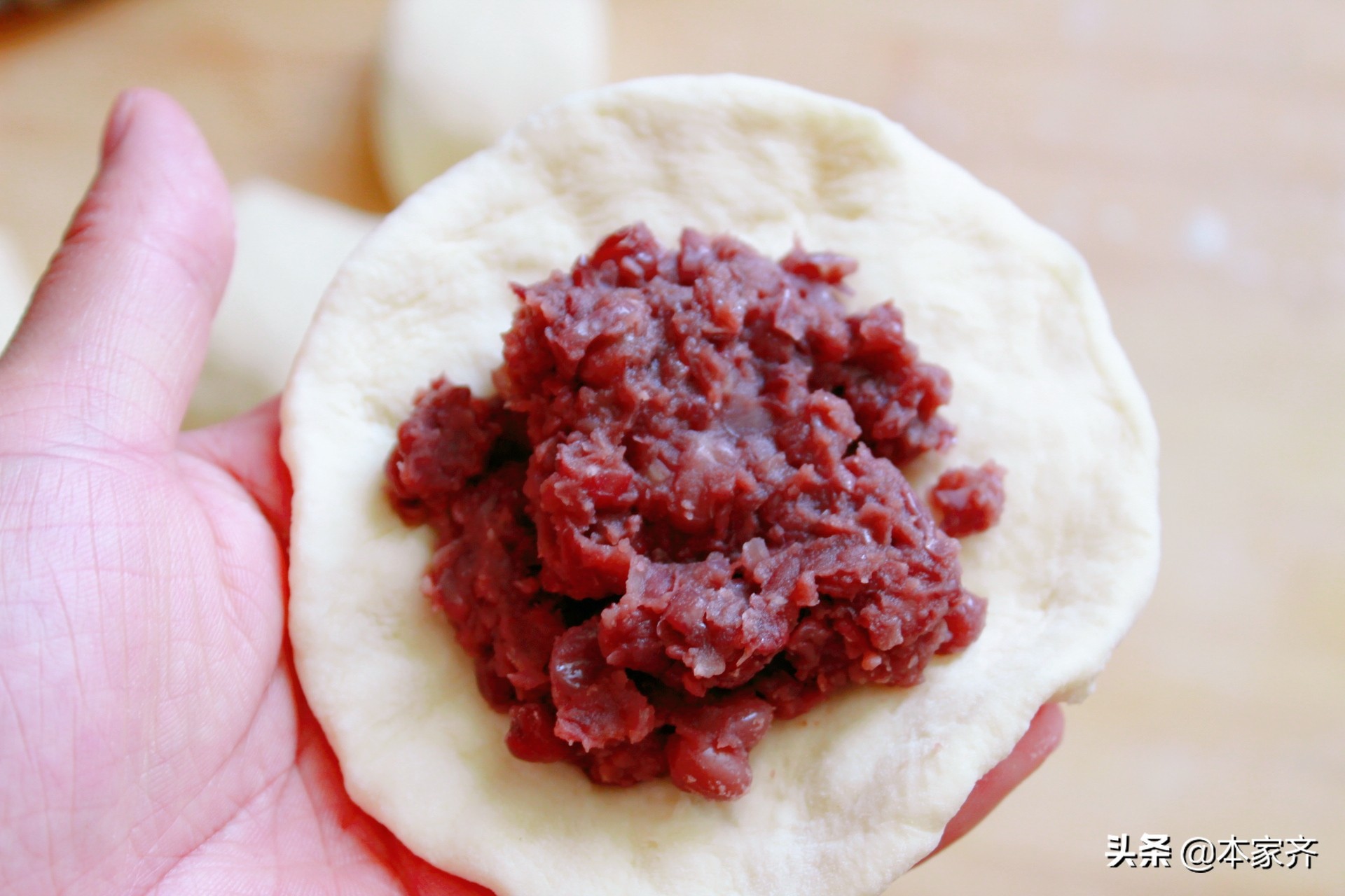 女人都愛吃的軟豆包，營養又好吃，一口滿嘴都是香，我連吃了3個