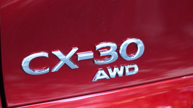 马自达CX-30Turbo的官图发布，新车均为四驱版本