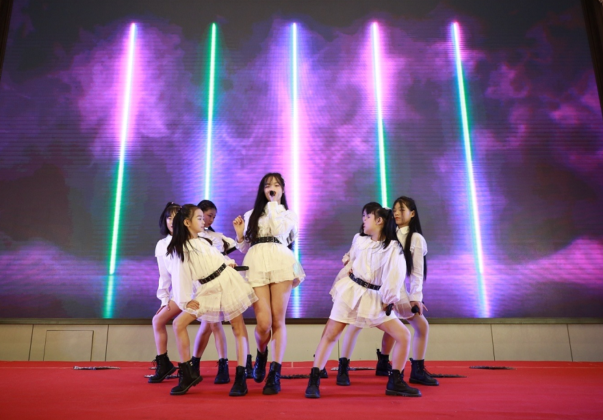 巜非同凡响》第四届非凡练习生青少年励志节目面对全国招募