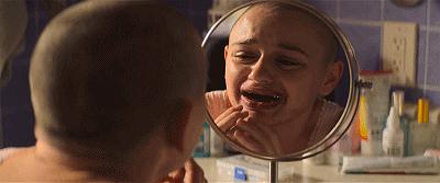 歹毒妈妈给健康女儿疯狂吃药，做上百次手术，