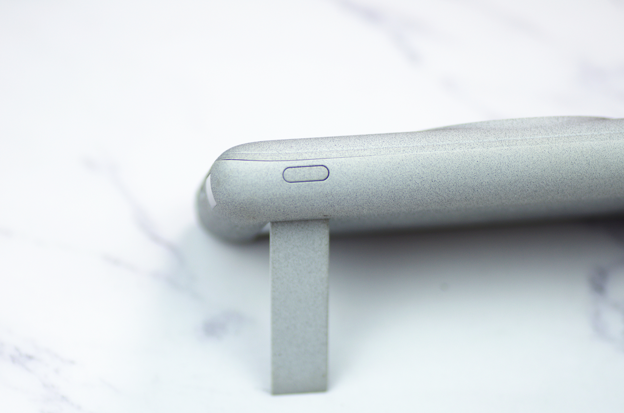 不到三百元的无线充电宝却有苹果原装充电宝的功能，你会买吗？