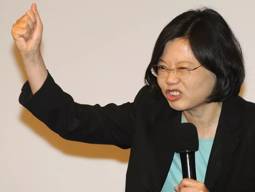 �台獨�引狼入室蓬佩奧樂壞了！ 台灣民眾有苦難言大陸強硬警告