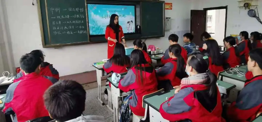 双流建校丨记忆永不褪色,英雄永恒荣光