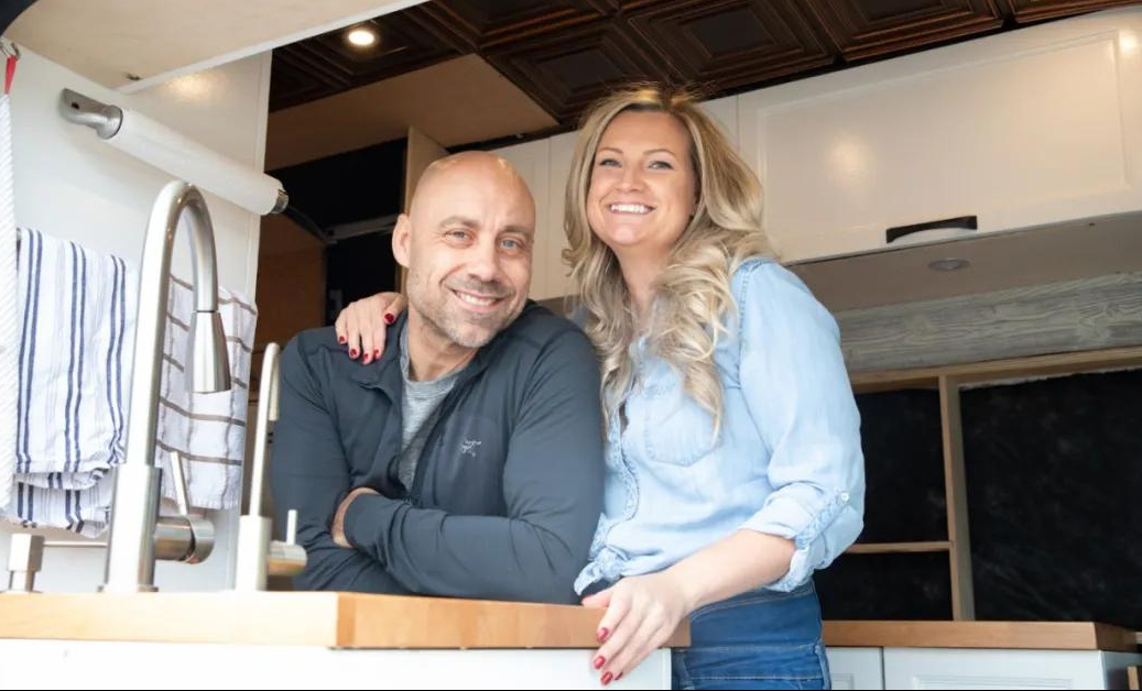 加拿大航空業有多慘？ 機長空姐無家可歸辛酸入住小貨車