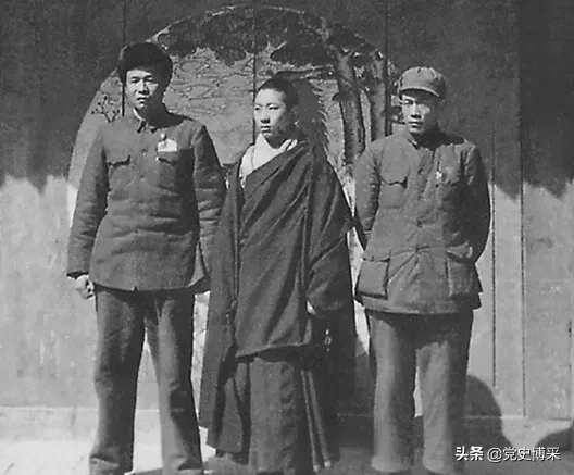 卧底国民党军队多年，是唯一与毛泽东单线联系的超级特工，开国少将