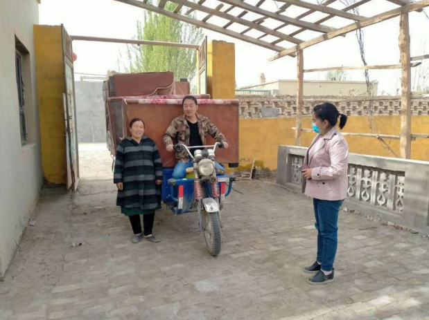 记新疆莎车县巴依都维村驻村书记刘建辉