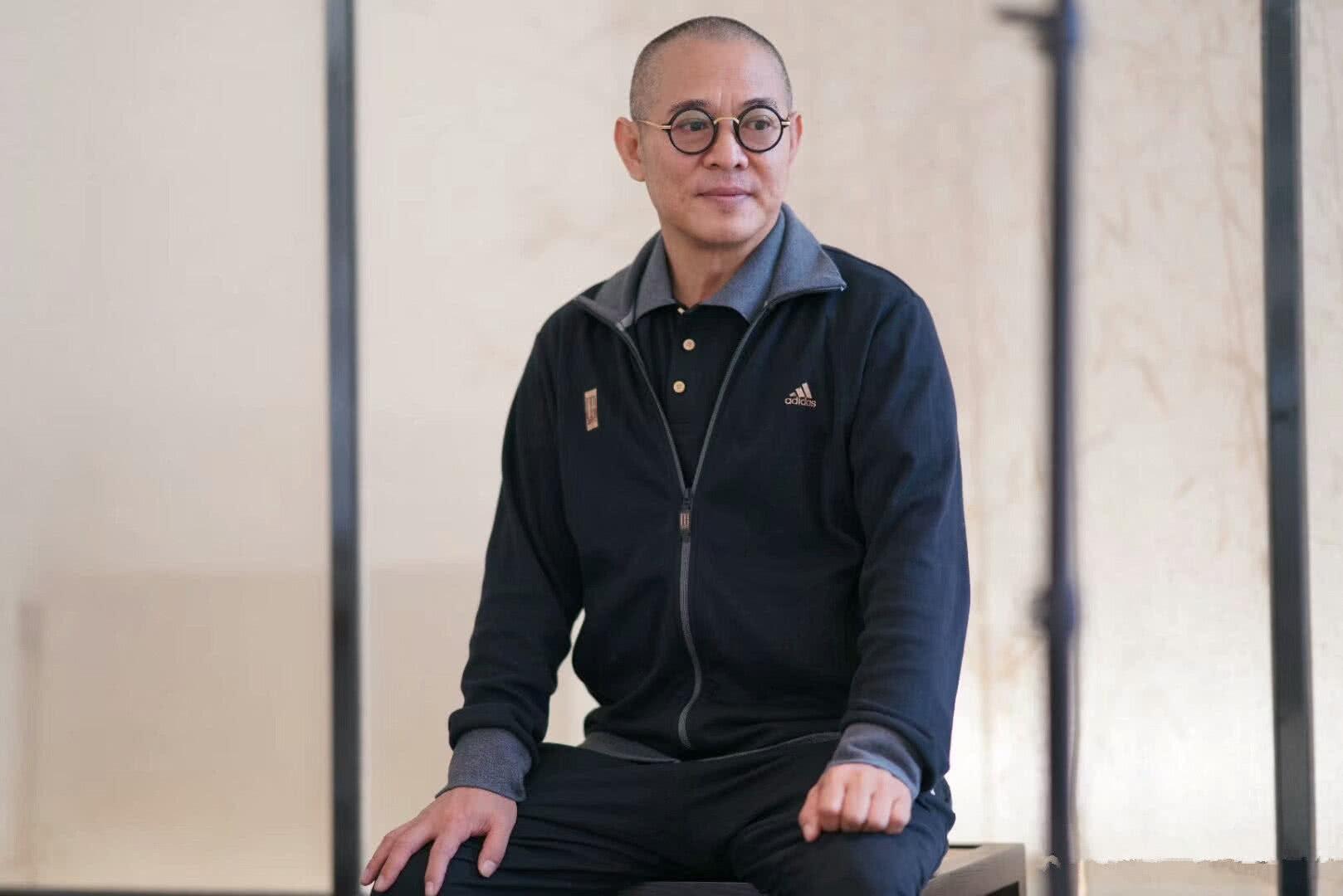 让女儿管自己叫哥哥，说利智是虎妈，李连杰的人生后半场