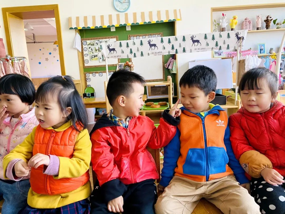 眼睛的秘密——四川天府新区华阳幼儿园南区小一班安全主题活动