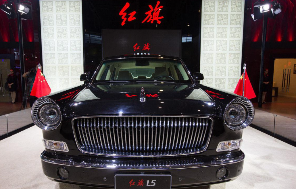 红旗l5红旗l5上的立标而考虑到安全问题,红旗在打入民用市场后,也慢慢