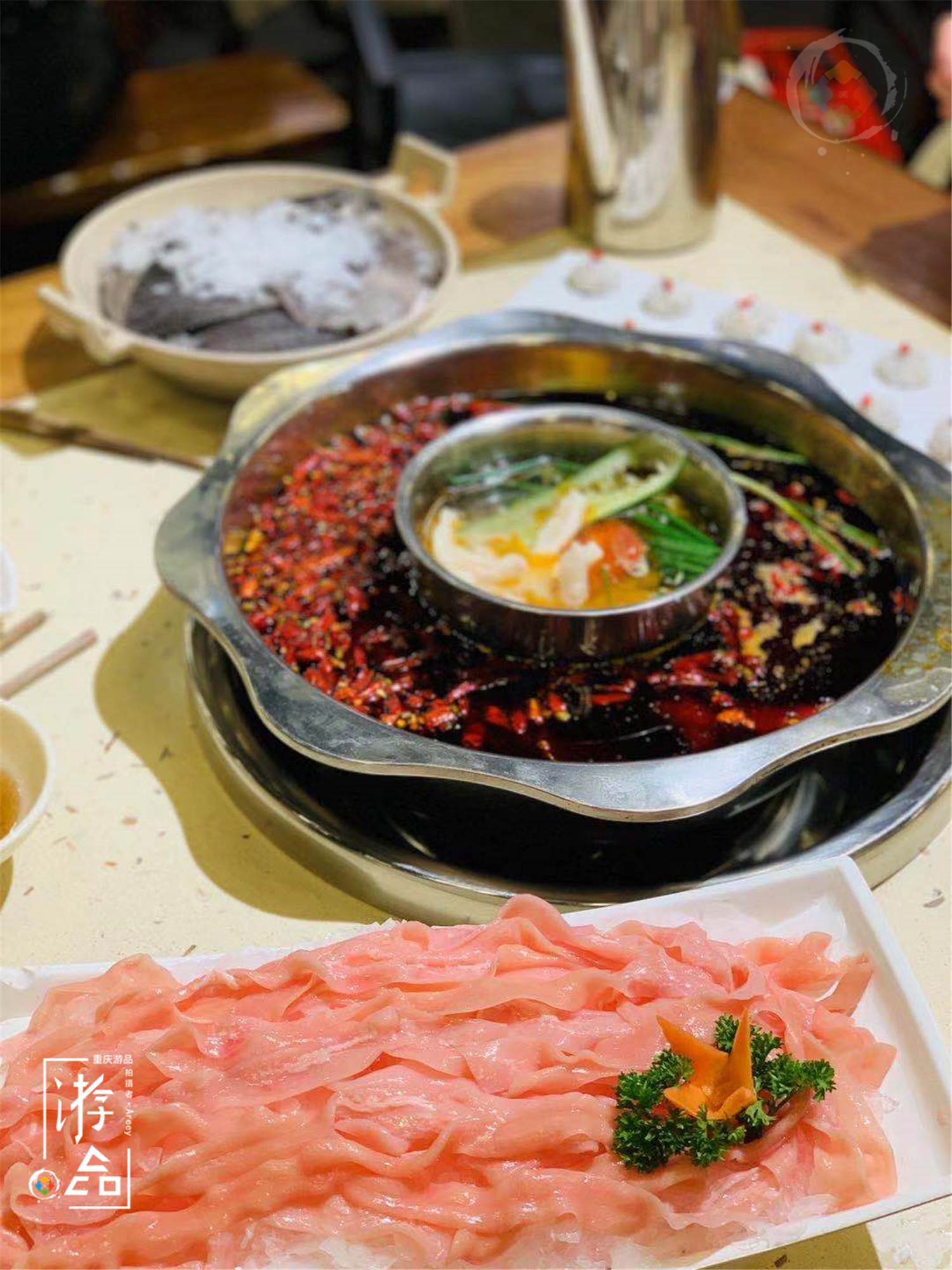 重庆冷知识：本地人都爱吃火锅，但火锅店的员工却从来不吃？