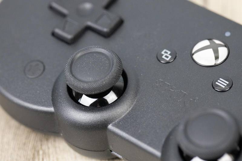 Switch Pro靠边站：八位堂SN30 Pro微软合作版