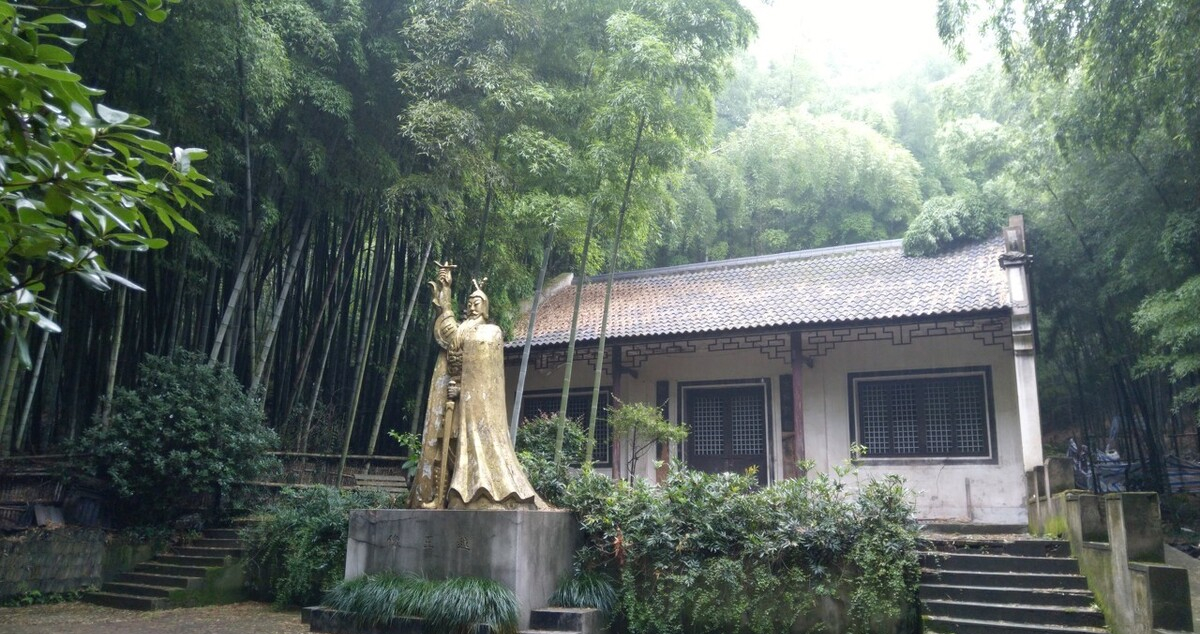 如何做到不再受到他人的诽谤和挫折所影响？要具备以下三颗心