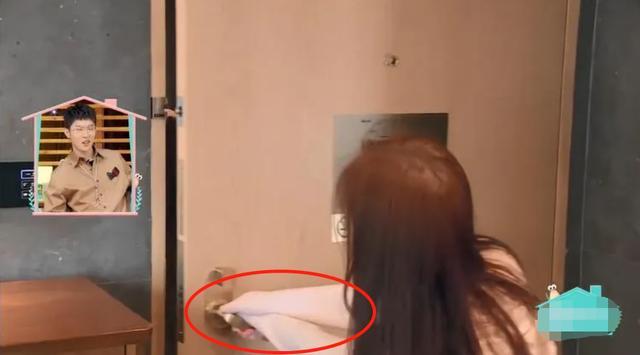 除了性别都是“假”的？仙女人设已过时，鞠婧祎为啥还死守不放？