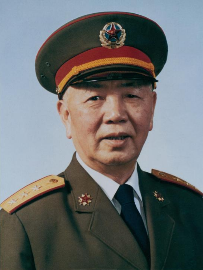 88年，刘华清得急报，拍案而起“打就打”，28分钟巩固了海权