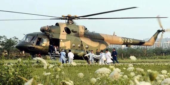 汶川地震空中大救援，开启中国直升机航空救灾时代的“元年”